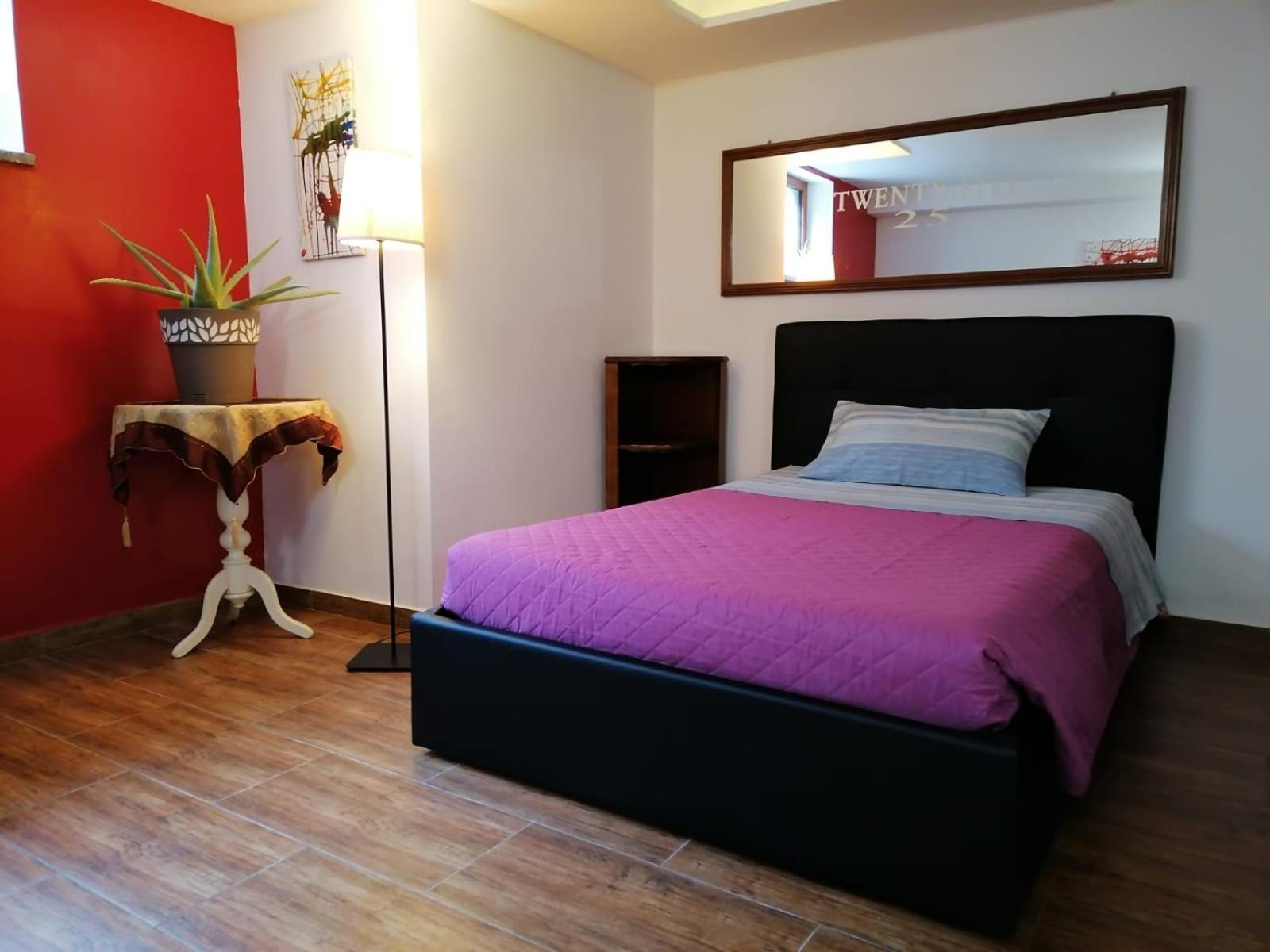 Open Space Naviglio Милан Экстерьер фото